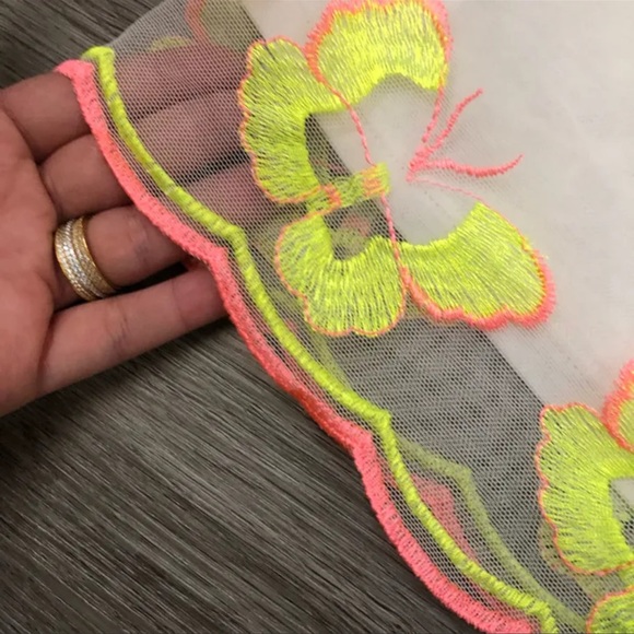 NWT| Girls Neon Mesh Top - Picture 3 of 4